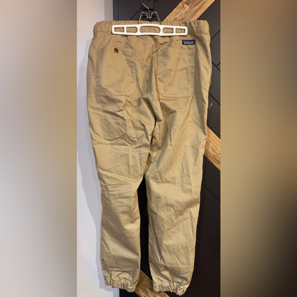 Patagonia Men’s Twill Traveler Pants - Khaki Tan - Large